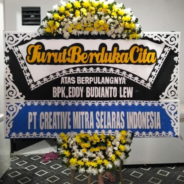 Karangan Bunga Duka Cita